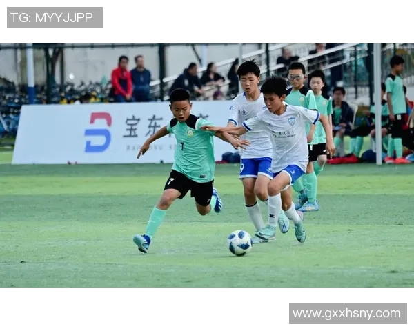 基米希的技术与战术解析：如何成为现代足球的全能中场之星