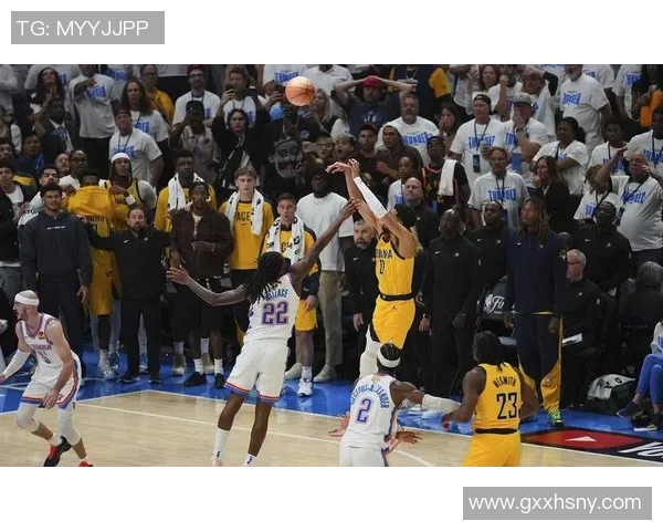 雷霆与魔术上演惊心动魄绝杀反绝杀大战球迷热血沸腾的精彩瞬间回顾