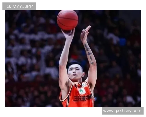 陈林坚：从青年才俊到篮球明星的成长之路与奋斗故事